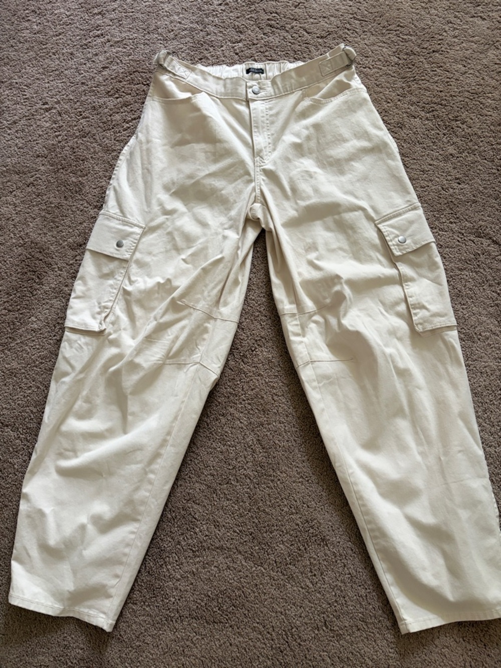 Women’s Cream Cargo Pants - Casual Utility Style